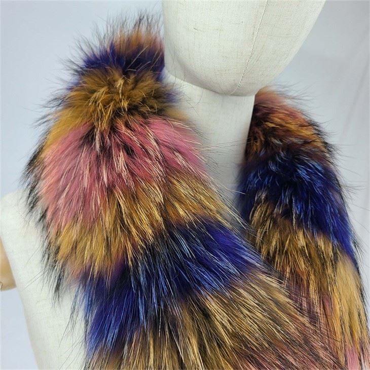 Dyed Raccoon Fur Collar Dyed Raccoon Fur Collar